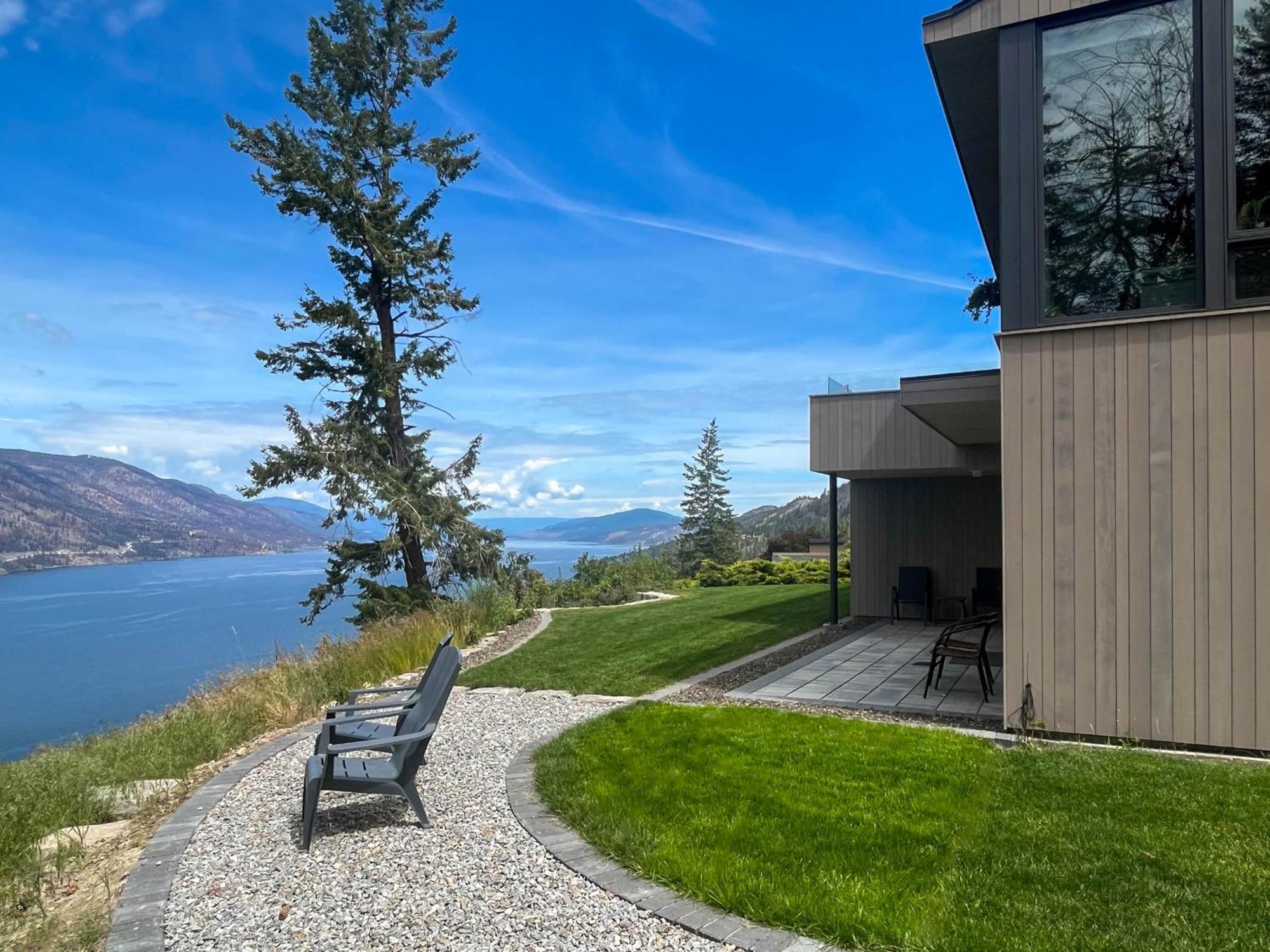 Kelowfornia Lakeview Retreat Kelowna Kültér fotó