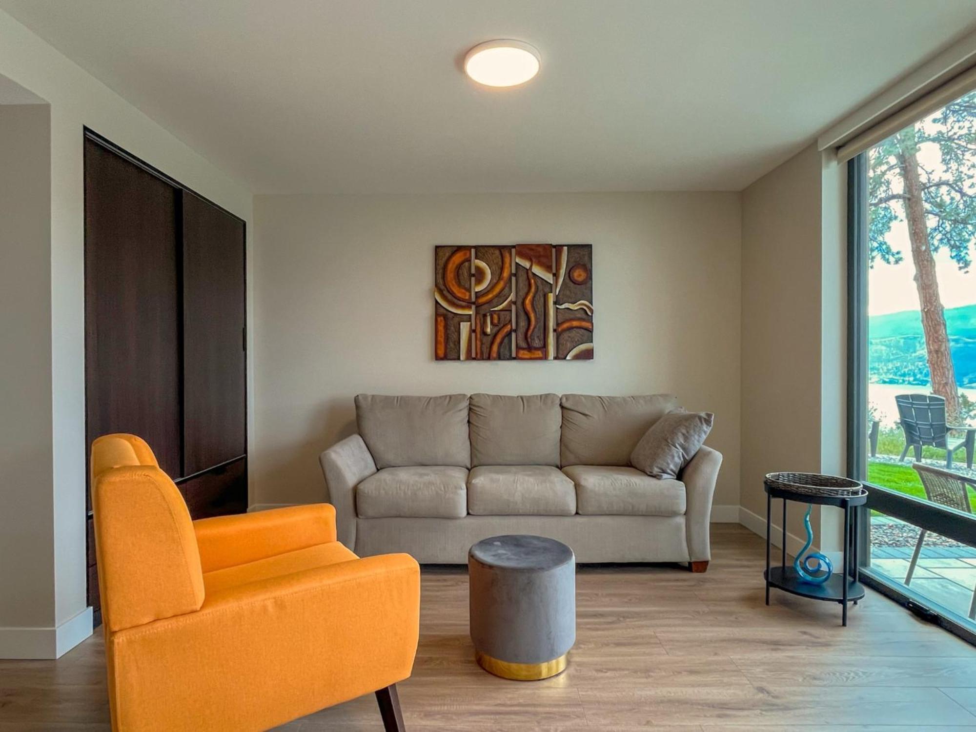 Kelowfornia Lakeview Retreat Kelowna Kültér fotó